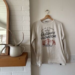 Yellowstone Long Sleeve Graphic Tee